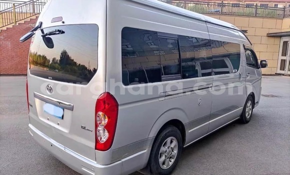 Buy Used Toyota Hiace Silver Car in Accra in Greater Accra Buy Used Toyota Hiace Silver Car in Accra in Greater Accra