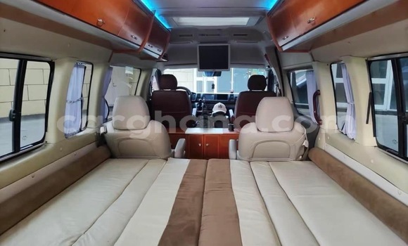 Sayi Na hannu Toyota Hiace Azurfa Mota in Accra a Greater Accra Sayi Na hannu Toyota Hiace Azurfa Mota in Accra a Greater Accra