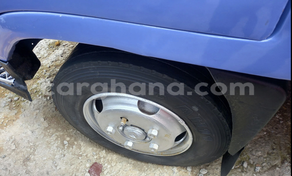 Ra Àlòkù Hyundai Chorus Blue Ọkọ̀ akẹ́rù ńlá in Accra ni Greater Accra Ra Àlòkù Hyundai Chorus Blue Ọkọ̀ akẹ́rù ńlá in Accra ni Greater Accra