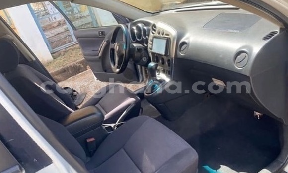 Buy Used Pontiac Vibe White Car in Sekondi–Takoradi Metropolitan in Western Buy Used Pontiac Vibe White Car in Sekondi–Takoradi Metropolitan in Western