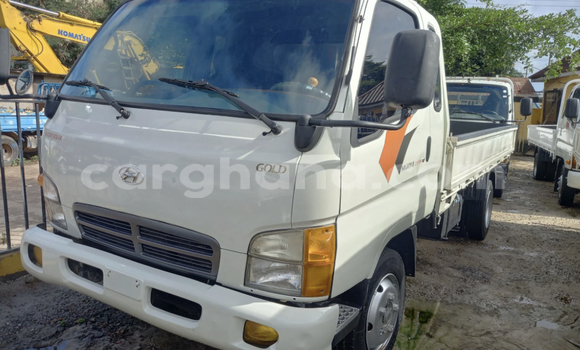 Sayi Na hannu Hyundai Cargo White Mota in Accra a Greater Accra Sayi Na hannu Hyundai Cargo White Mota in Accra a Greater Accra