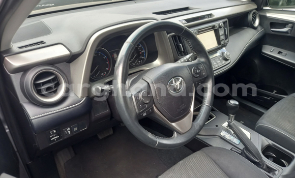 Sayi Na hannu Toyota RAV4 Azurfa Mota in Accra a Greater Accra Sayi Na hannu Toyota RAV4 Azurfa Mota in Accra a Greater Accra