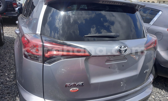 Sayi Na hannu Toyota RAV4 Azurfa Mota in Accra a Greater Accra Sayi Na hannu Toyota RAV4 Azurfa Mota in Accra a Greater Accra
