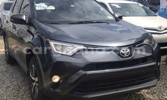 Sayi Na hannu Toyota RAV4 Green Mota in Accra a Greater Accra Sayi Na hannu Toyota RAV4 Green Mota in Accra a Greater Accra