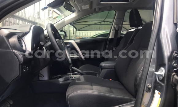 Sayi Na hannu Toyota RAV4 Green Mota in Accra a Greater Accra Sayi Na hannu Toyota RAV4 Green Mota in Accra a Greater Accra