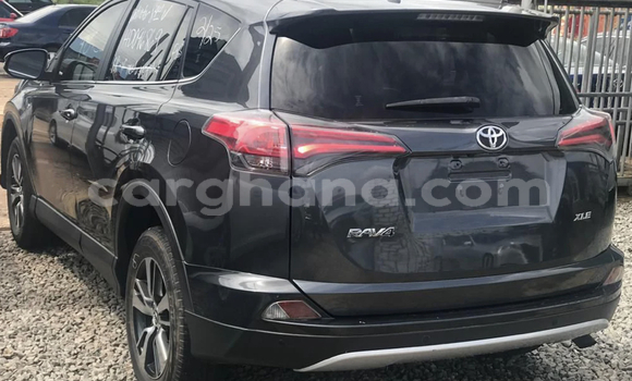 Sayi Na hannu Toyota RAV4 Green Mota in Accra a Greater Accra Sayi Na hannu Toyota RAV4 Green Mota in Accra a Greater Accra