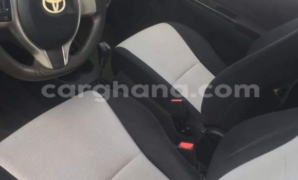 Buy Used Toyota Yaris Blue Car in Sekondi–Takoradi Metropolitan in Western Buy Used Toyota Yaris Blue Car in Sekondi–Takoradi Metropolitan in Western