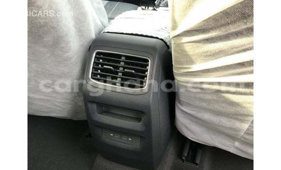 Buy Import Volkswagen Beetle White Car in Import - Dubai in Ashanti Buy Import Volkswagen Beetle White Car in Import - Dubai in Ashanti