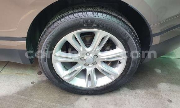 Buy Used Land Rover Range Rover Velar Brown Car in Accra in Greater Accra Buy Used Land Rover Range Rover Velar Brown Car in Accra in Greater Accra