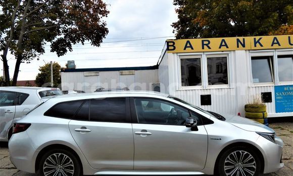 Sayi Na hannu Toyota Corolla Azurfa Mota in Accra a Greater Accra Sayi Na hannu Toyota Corolla Azurfa Mota in Accra a Greater Accra