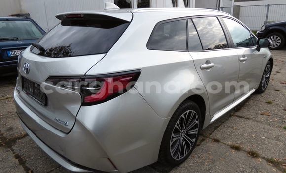 Sayi Na hannu Toyota Corolla Azurfa Mota in Accra a Greater Accra Sayi Na hannu Toyota Corolla Azurfa Mota in Accra a Greater Accra