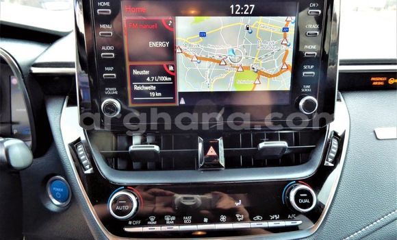 Sayi Na hannu Toyota Corolla Azurfa Mota in Accra a Greater Accra Sayi Na hannu Toyota Corolla Azurfa Mota in Accra a Greater Accra