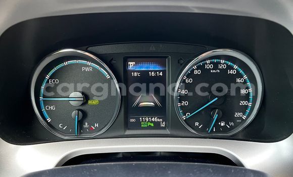 Buy Used Toyota RAV4 White Car in Accra in Greater Accra Buy Used Toyota RAV4 White Car in Accra in Greater Accra