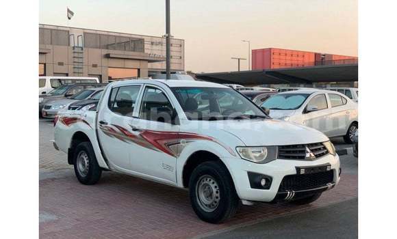 Ra Imported Mitsubishi L200 funfun Ọkọ̀ in Import - Dubai ni Ashanti Ra Imported Mitsubishi L200 funfun Ọkọ̀ in Import - Dubai ni Ashanti