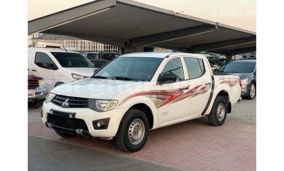 Ra Imported Mitsubishi L200 funfun Ọkọ̀ in Import - Dubai ni Ashanti Ra Imported Mitsubishi L200 funfun Ọkọ̀ in Import - Dubai ni Ashanti