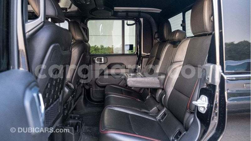 Big with watermark jeep wrangler ashanti import dubai 51656