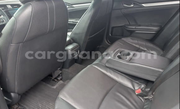 Sayi Na hannu Honda Civic Black Mota in Accra a Greater Accra Sayi Na hannu Honda Civic Black Mota in Accra a Greater Accra