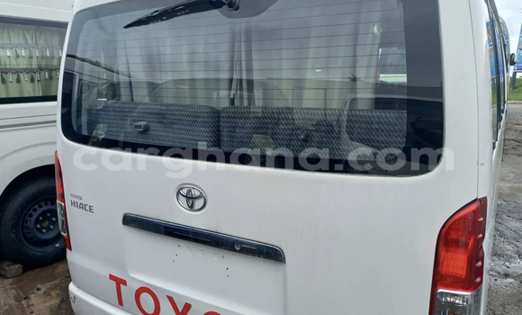 Buy Used Toyota Hiace White Car in Accra in Greater Accra Buy Used Toyota Hiace White Car in Accra in Greater Accra