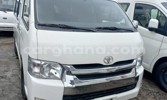 Buy Used Toyota Hiace White Car in Accra in Greater Accra Buy Used Toyota Hiace White Car in Accra in Greater Accra