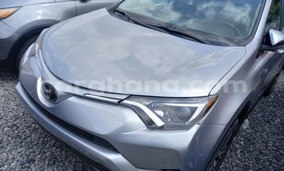 Buy Used Toyota RAV4 Silver Car in Accra in Greater Accra Buy Used Toyota RAV4 Silver Car in Accra in Greater Accra
