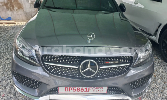Sayi Na hannu Mercedes‒Benz C-klasse Black Mota in Accra a Greater Accra Sayi Na hannu Mercedes‒Benz C-klasse Black Mota in Accra a Greater Accra
