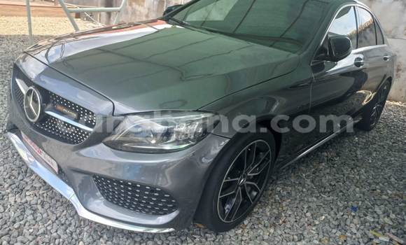 Sayi Na hannu Mercedes‒Benz C-klasse Black Mota in Accra a Greater Accra Sayi Na hannu Mercedes‒Benz C-klasse Black Mota in Accra a Greater Accra