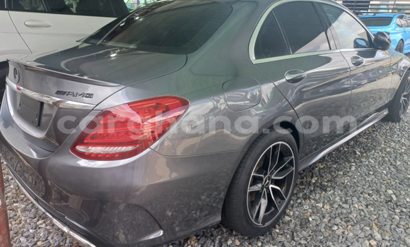 Sayi Na hannu Mercedes‒Benz C-klasse Black Mota in Accra a Greater Accra Sayi Na hannu Mercedes‒Benz C-klasse Black Mota in Accra a Greater Accra