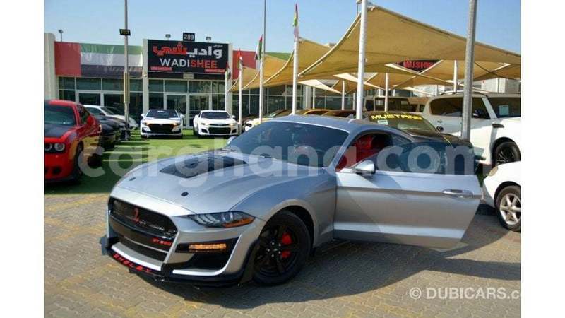 Big with watermark ford mustang ashanti import dubai 51694