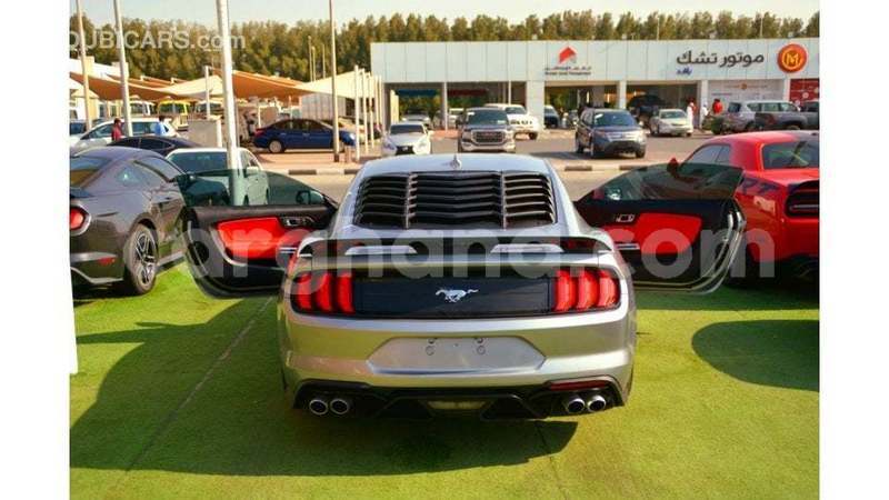 Big with watermark ford mustang ashanti import dubai 51694