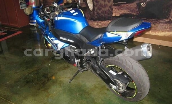 Buy Used Suzuki GSX–R Blue Bike in Aboso in Western