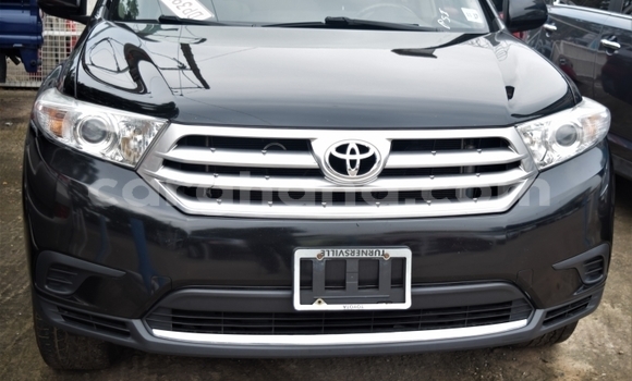 Ra Àlòkù Toyota Highlander Black Ọkọ̀ in Accra ni Greater Accra Ra Àlòkù Toyota Highlander Black Ọkọ̀ in Accra ni Greater Accra
