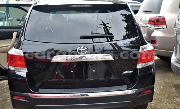 Ra Àlòkù Toyota Highlander Black Ọkọ̀ in Accra ni Greater Accra Ra Àlòkù Toyota Highlander Black Ọkọ̀ in Accra ni Greater Accra