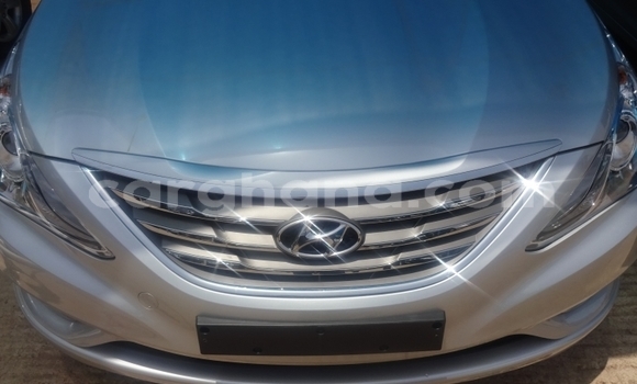 Ra Àlòkù Hyundai Sonata Silver Ọkọ̀ in Accra ni Greater Accra Ra Àlòkù Hyundai Sonata Silver Ọkọ̀ in Accra ni Greater Accra