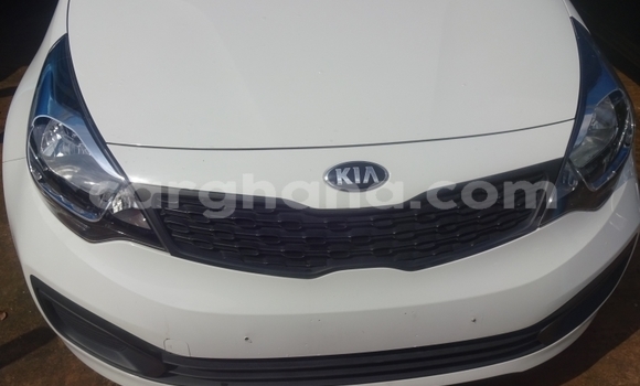 Ra Àlòkù Kia Pride funfun Ọkọ̀ in Accra ni Greater Accra