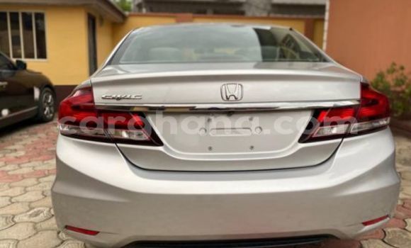 Sayi Na hannu Honda Civic Azurfa Mota in Accra a Greater Accra Sayi Na hannu Honda Civic Azurfa Mota in Accra a Greater Accra