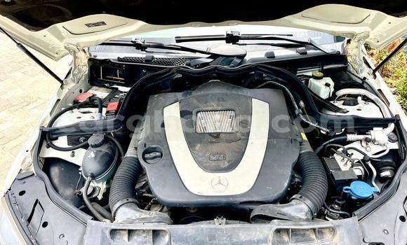 Buy Used Mercedes-Benz C-Classe White Car in Sekondi–Takoradi Metropolitan in Western Buy Used Mercedes-Benz C-Classe White Car in Sekondi–Takoradi Metropolitan in Western