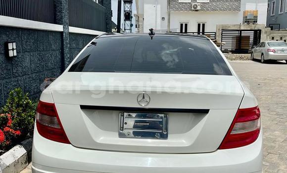 Buy Used Mercedes-Benz C-Classe White Car in Sekondi–Takoradi Metropolitan in Western Buy Used Mercedes-Benz C-Classe White Car in Sekondi–Takoradi Metropolitan in Western