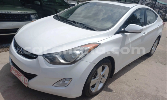 Buy Used Hyundai Elantra White Car in Accra in Greater Accra Buy Used Hyundai Elantra White Car in Accra in Greater Accra