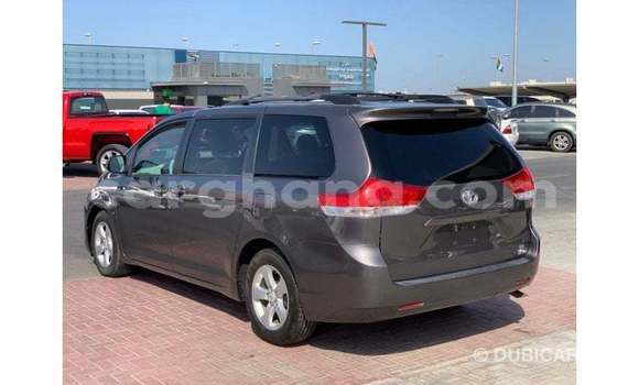 Buy Import Toyota Sienna Brown Car in Import - Dubai in Ashanti Buy Import Toyota Sienna Brown Car in Import - Dubai in Ashanti