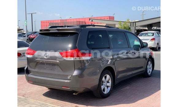 Buy Import Toyota Sienna Brown Car in Import - Dubai in Ashanti Buy Import Toyota Sienna Brown Car in Import - Dubai in Ashanti