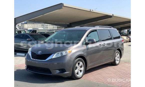 Buy Import Toyota Sienna Brown Car in Import - Dubai in Ashanti Buy Import Toyota Sienna Brown Car in Import - Dubai in Ashanti