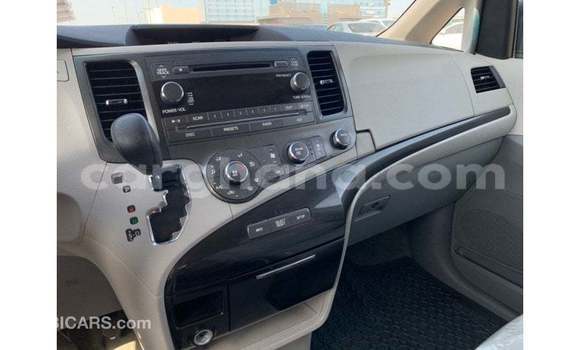 Buy Import Toyota Sienna Brown Car in Import - Dubai in Ashanti Buy Import Toyota Sienna Brown Car in Import - Dubai in Ashanti