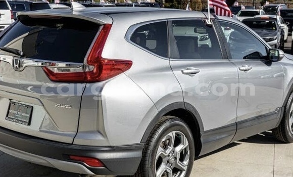 Buy Used Honda CR–V Silver Car in Accra in Greater Accra Buy Used Honda CR–V Silver Car in Accra in Greater Accra