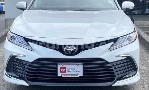 Buy Used Toyota Camry White Car in Accra in Greater Accra Buy Used Toyota Camry White Car in Accra in Greater Accra