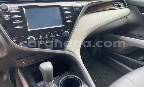 Ra Àlòkù Toyota Camry Silver Ọkọ̀ in Accra ni Greater Accra Ra Àlòkù Toyota Camry Silver Ọkọ̀ in Accra ni Greater Accra