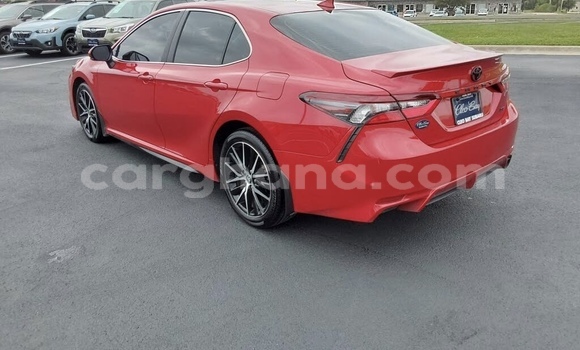 Sayi Na hannu Toyota Camry Red Mota in Accra a Greater Accra Sayi Na hannu Toyota Camry Red Mota in Accra a Greater Accra