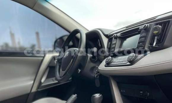 Buy Used Toyota RAV4 Blue Car in Sekondi–Takoradi Metropolitan in Western Buy Used Toyota RAV4 Blue Car in Sekondi–Takoradi Metropolitan in Western