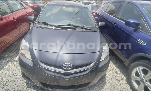 Ra Àlòkù Toyota Yaris Silver Ọkọ̀ in Accra ni Greater Accra Ra Àlòkù Toyota Yaris Silver Ọkọ̀ in Accra ni Greater Accra