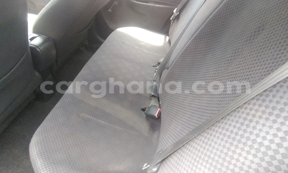 Ra Àlòkù Toyota Yaris Silver Ọkọ̀ in Accra ni Greater Accra Ra Àlòkù Toyota Yaris Silver Ọkọ̀ in Accra ni Greater Accra