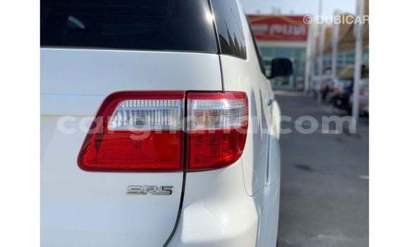 Ra Imported Toyota Fortuner funfun Ọkọ̀ in Import - Dubai ni Ashanti Ra Imported Toyota Fortuner funfun Ọkọ̀ in Import - Dubai ni Ashanti